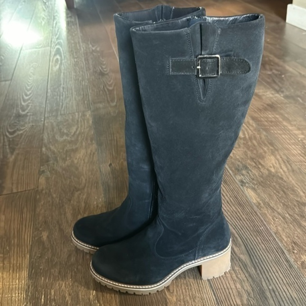 Women’s Eric Michael Tall Zip-Up Suede Black Boots, Size EU36